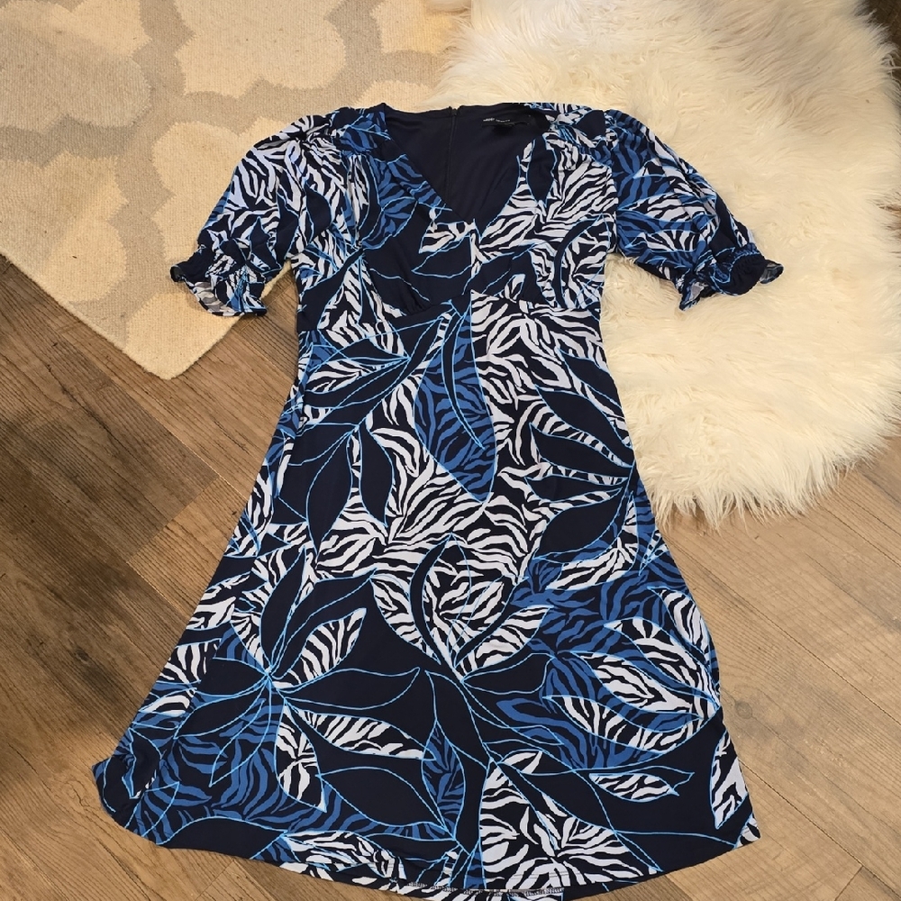 Maggy London Blue Printed Puff Sleeve Dress